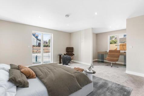 plot 4 bedroom 1.jpg