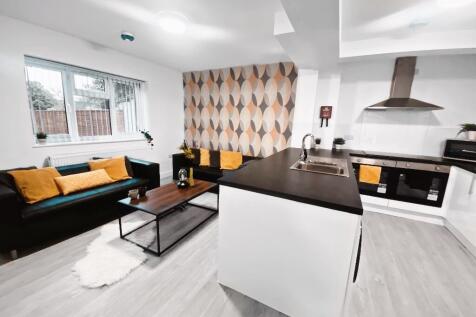 6 Bedroom Terraced in CV4 8FE
