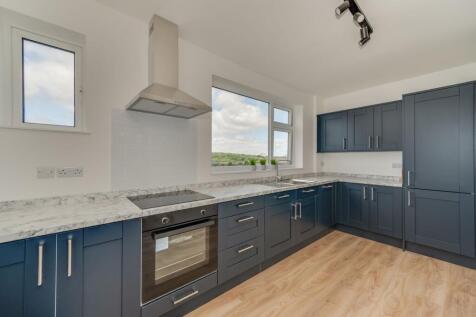 KITCHEN, DINER AND LOUNGE