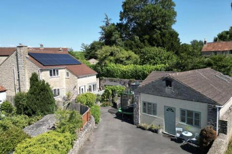 Main House Left, Annexe Right