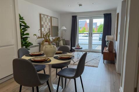 Crabtree Styled Lounge Dining Area.jpg