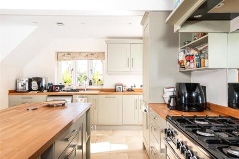 Kitchen/Breakfast Rm