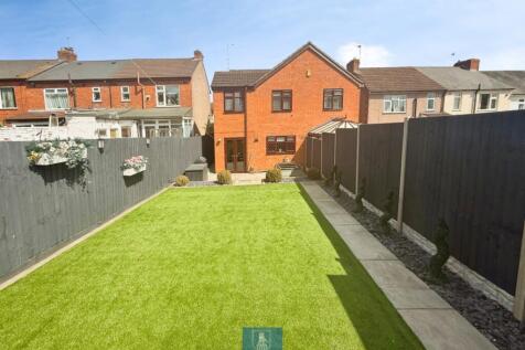 Rear Landscaped Garden