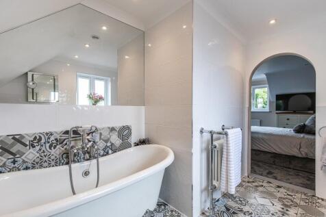 The Brambles-12 c...