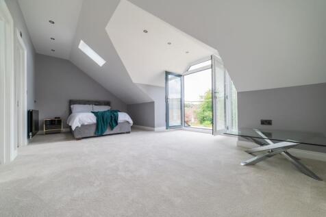 Award-winning Media team on EVERY Listing_38