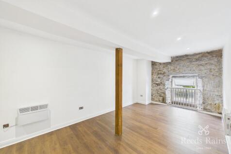 Kitchen/Living Area