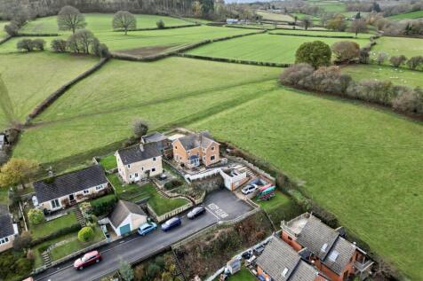 dji_fly_20251128_011400_633_1764249187196_photo.JP