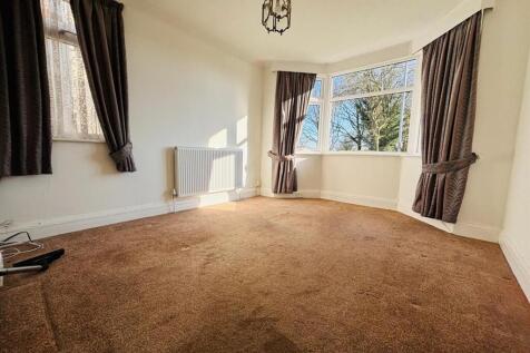 Living Room: