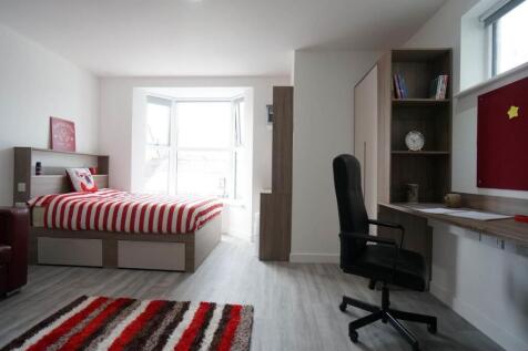 Flat in LL57 2AN