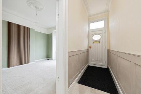 pbox-IMG.jpg