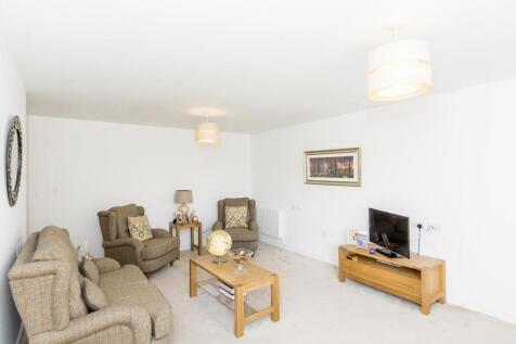 (Lounge Area Photo)