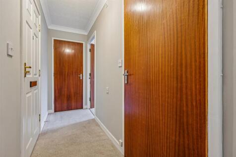 1 bed, 1 bath Flat in edinburgh - Photo 9