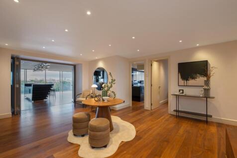 4 bed, 4 bath Flat in cambridge - Photo 8