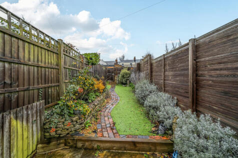 1389454-18-6942d9...