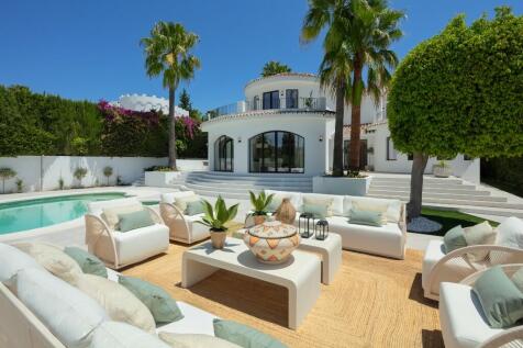 CHILLOUT AREA