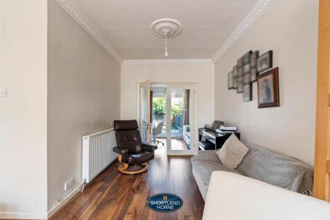 45 Arnold Ave (21 of 33).jpg