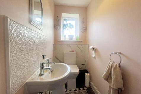 Downstairs WC.JPEG