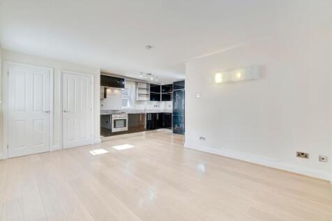 Reception/Kitchen