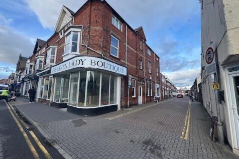 Retail Property (high street) for sale in driffield