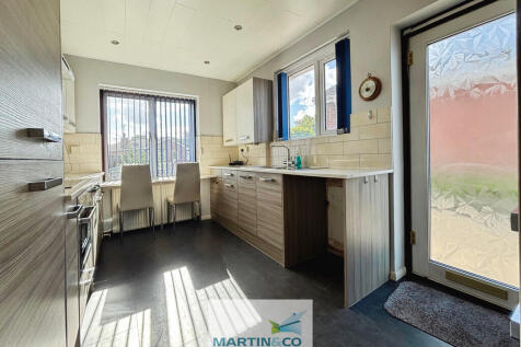 0677a44a--4BDF-86...