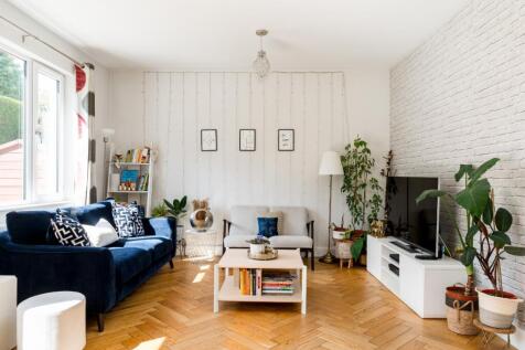 Sitting/Dining Room