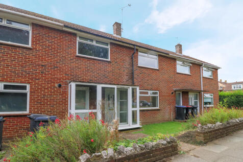 3 Bedroom Semi-Detached in CT2 8PY
