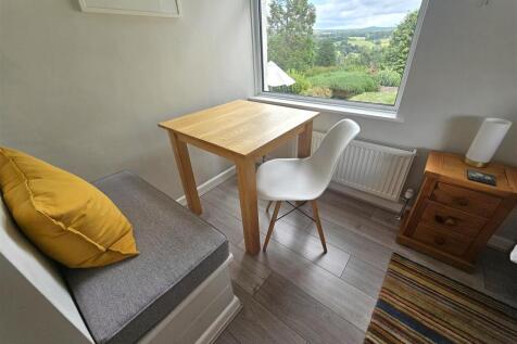 Annexe Dining Area.jpg