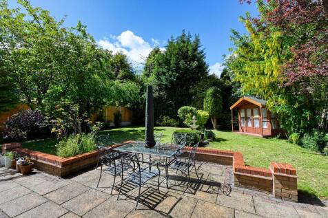 58 Buckingham Road-4.jpg