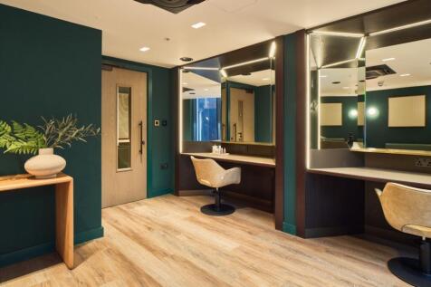 Eden beauty room