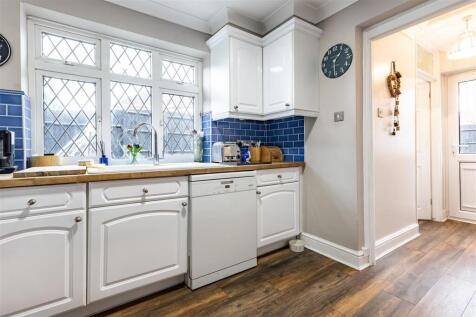 15 Upper Swaines (33).jpg