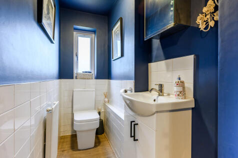 Ground Floor W.C....