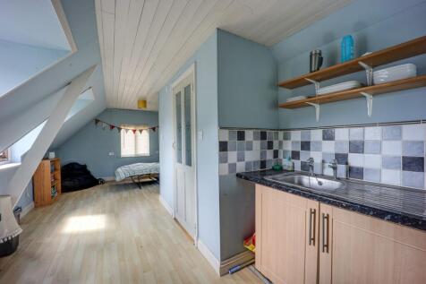 Studio Open Plan Kitchen/Lounge/Bedroom