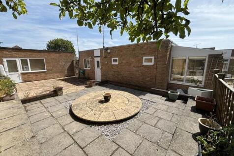 Side Courtyard