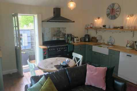 Kitchen/Sitting room