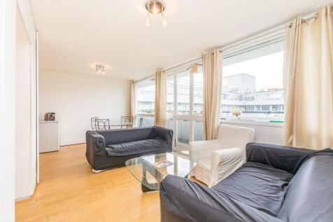 ZERO DEPOSIT AVAILABLE. LONG LET. Located moments from Oxford Street, this well proportioned 1 bedroom flat is situated on the 4th floor of a substantial block and benefits from ample storage and an a