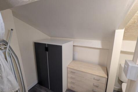 PXL_20251018_1228...