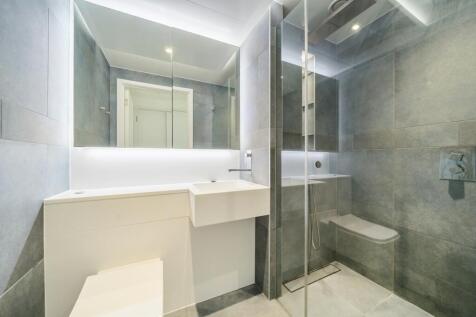 1295763-3-68260a4...