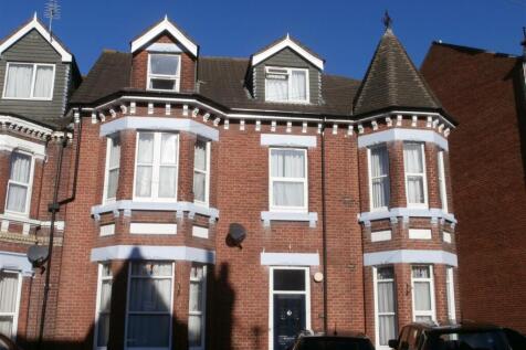 7 Bedroom Semi-Detached in SO15 2BP