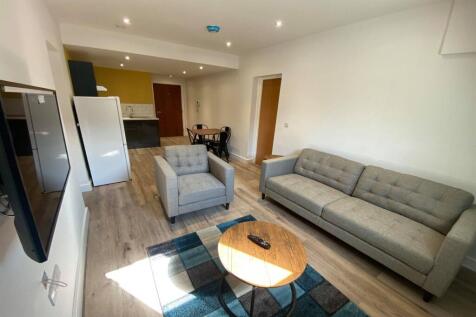 2 Bedroom Flat in S1 4AR