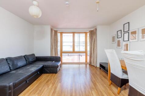 91 Ratcliffe Court-10.jpg