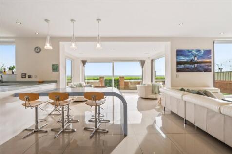 Kitchen/Diner/Living