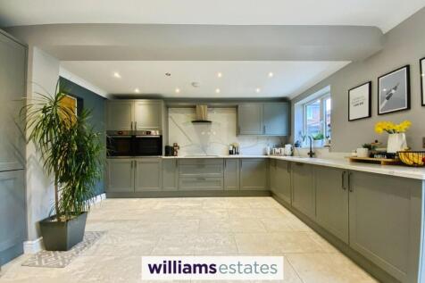 spacious kitchen