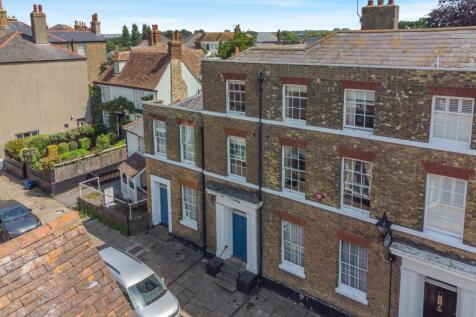 37 High Street