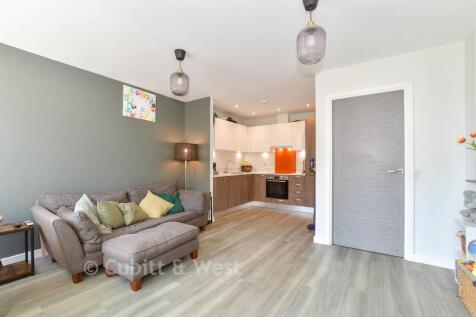 Kitchen/ Living Room