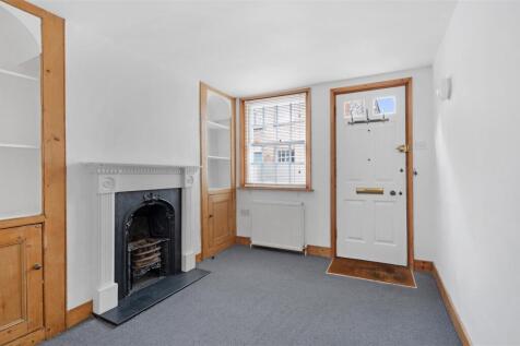 LE002 interior-13.jpg