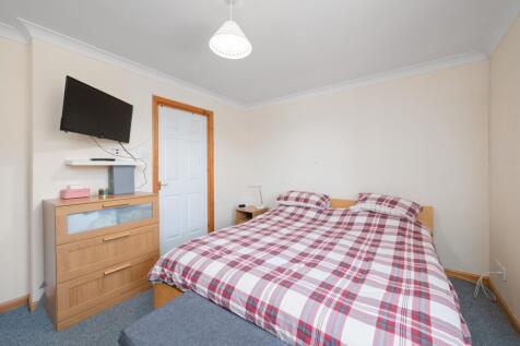 Downstairs Bedroom with En Suite