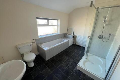 bathroom 77 ladysmit
