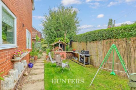 Worcester Road (1).jpg