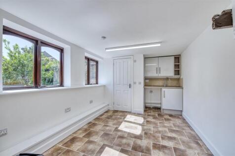 3a High Street-19.jpg