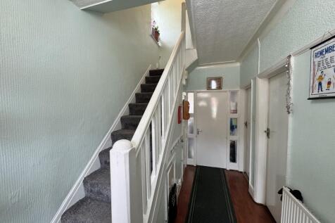 e.JPG